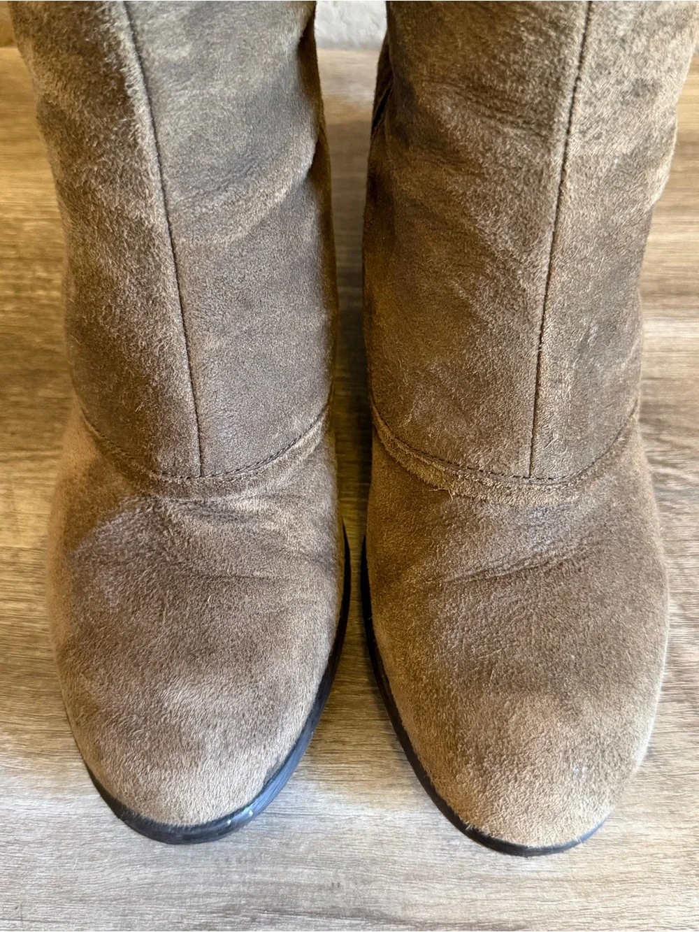 Donald J. Pliner Devi knee-high distressed suede boots Women’s 8.5